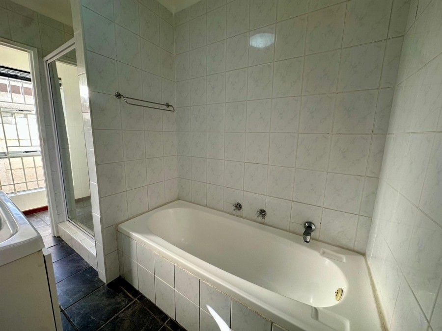 To Let 2 Bedroom Property for Rent in West Beach Western Cape